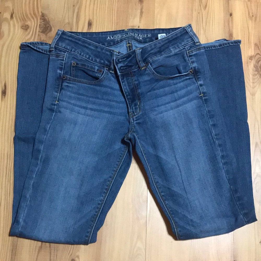 American Eagle Artist Jean